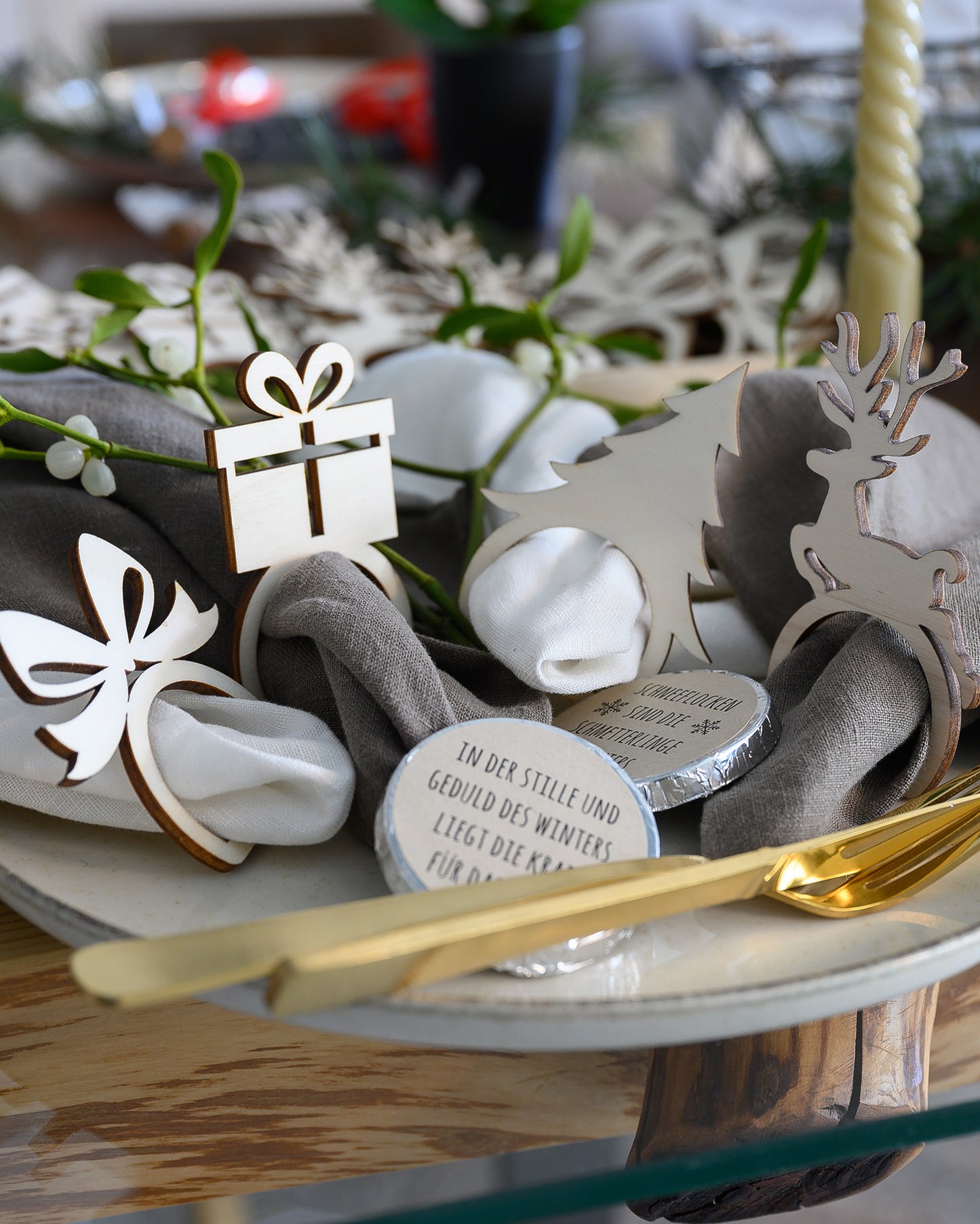 Serviettenringe aus Holz (4er Set)